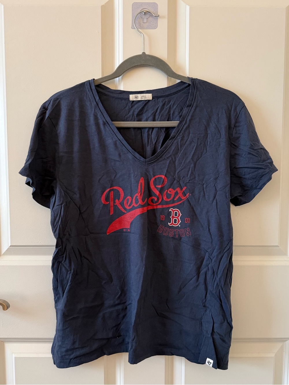 Boston Red Socks Women's Navy V-Neck Tee
